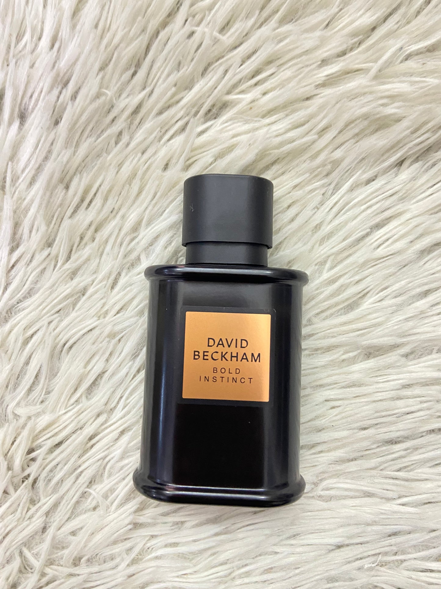 Set perfume DAVID BECKHAM original, negro con dorado de perfume y gel de baño, BOLD INSTINCT.