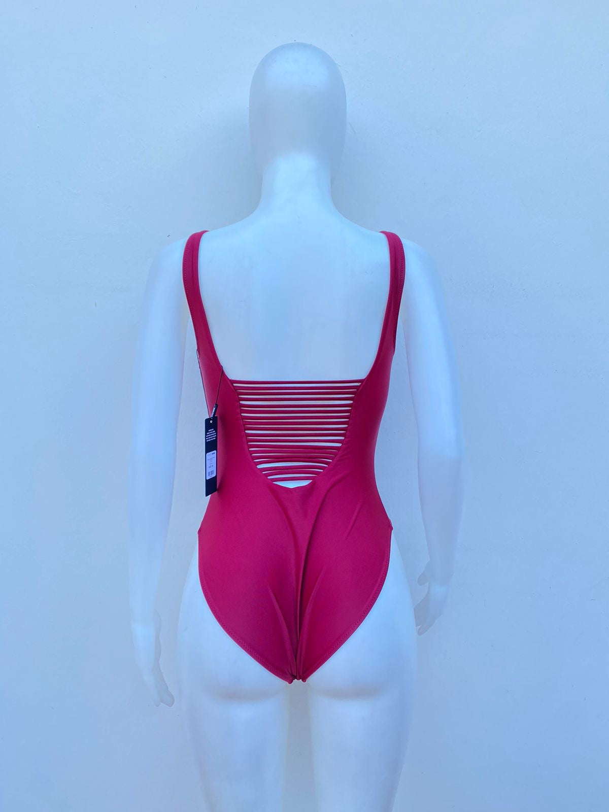 Biquini, de una pieza rojo vino (burgundy ).