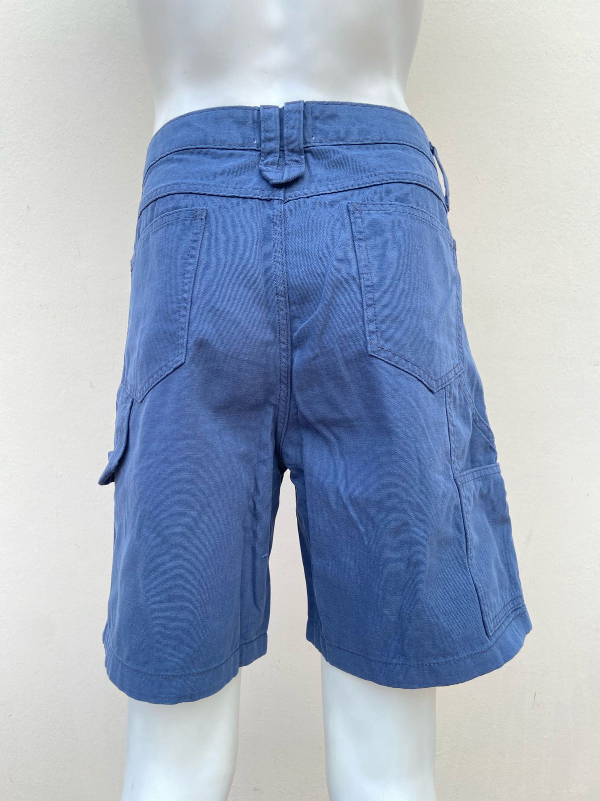 Bermuda ASOS DESIGN Original azul marino con dos bolsillos en la parte de atrás