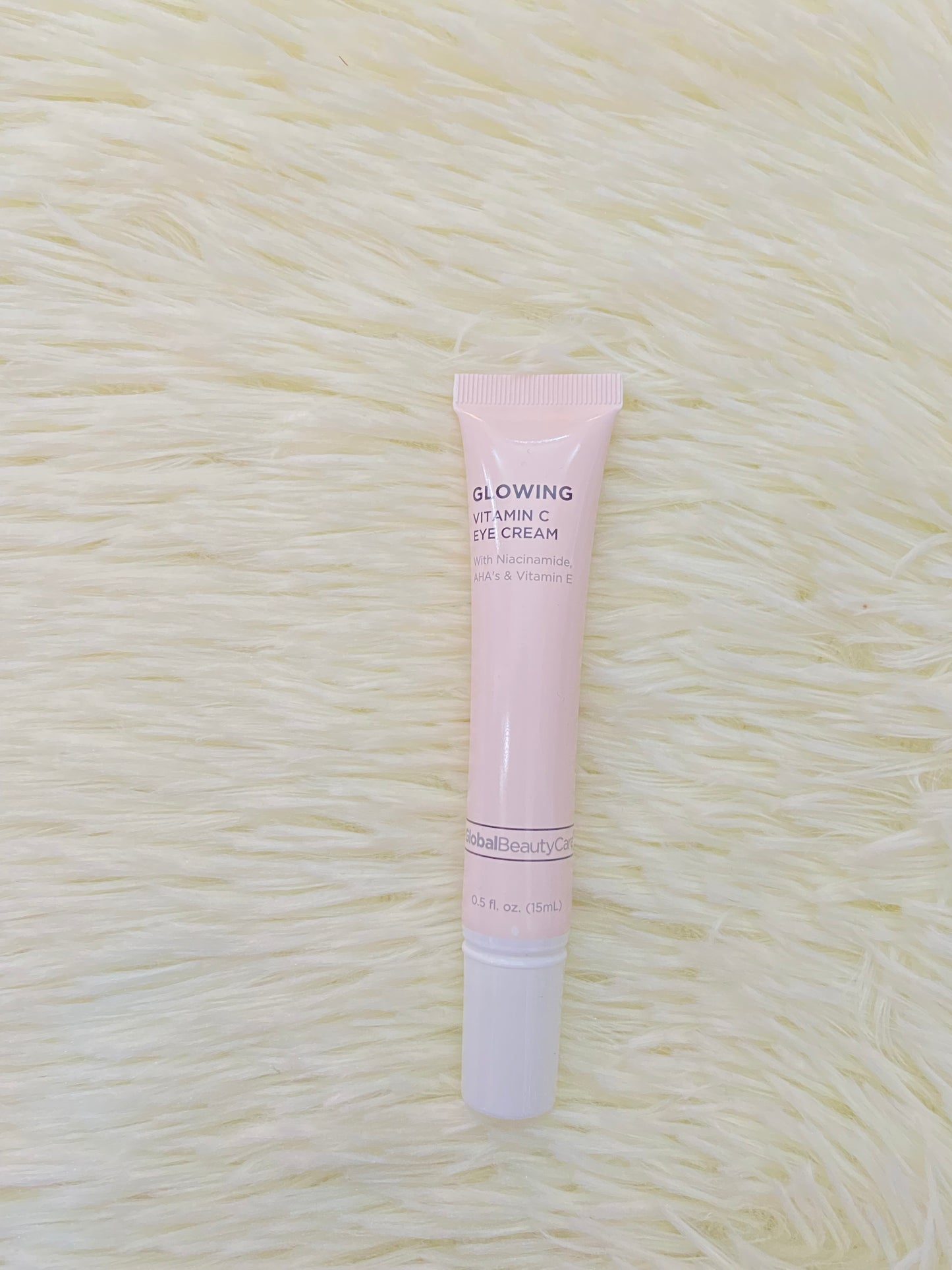 Crema para el contorno de ojos GLOBAL BEAUTY CARE original, rosado con vitamina E, niacinamida, ayuda a prevenir la ojeras.