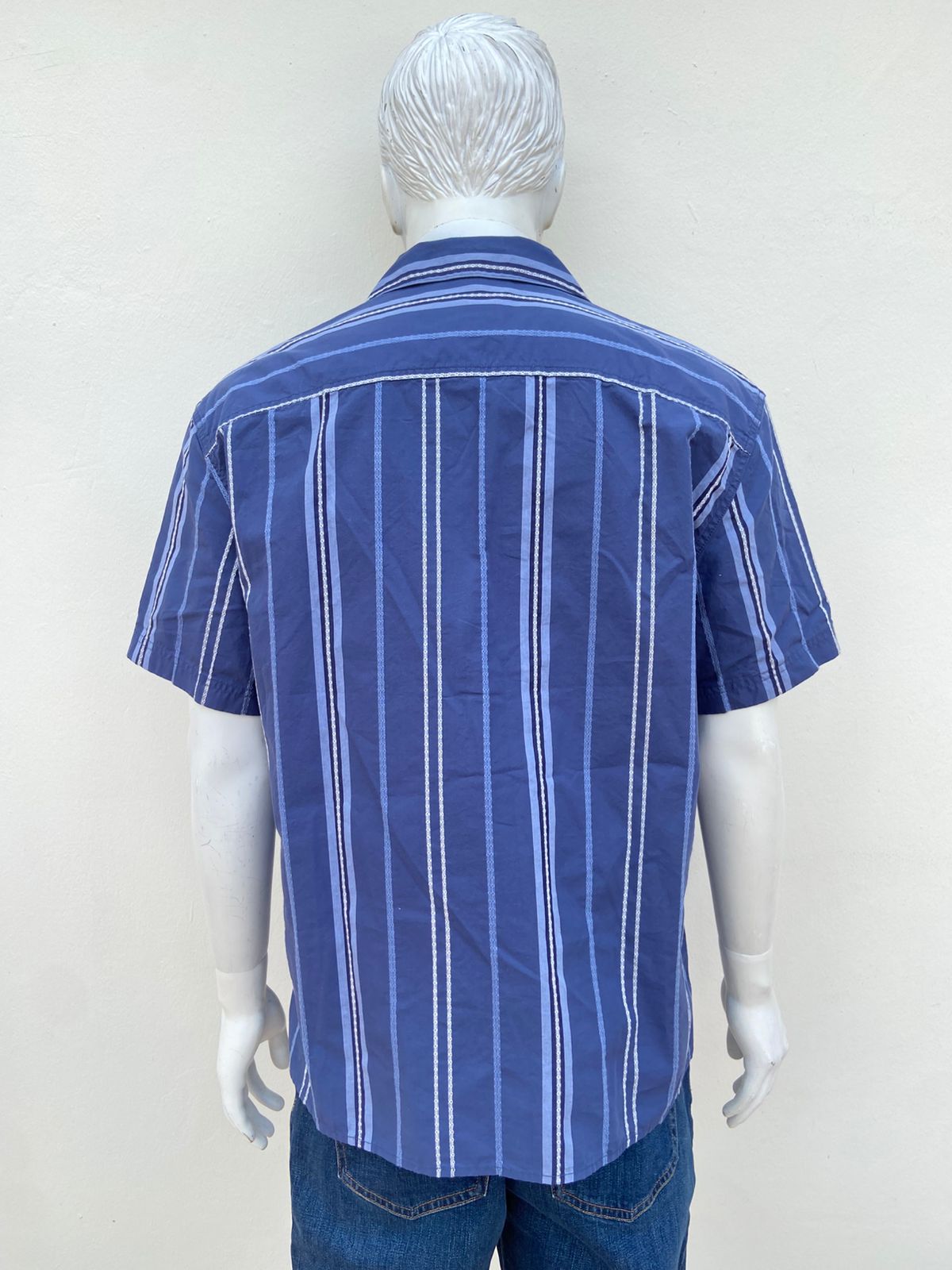 Camisa American Eagle original, azul marino con rayas en color blanco,100% algodón.