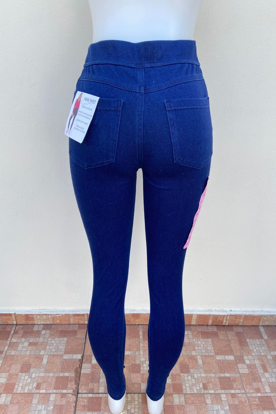 Pantalón/ Legging NINE WEST original azul marino oscuro liso.