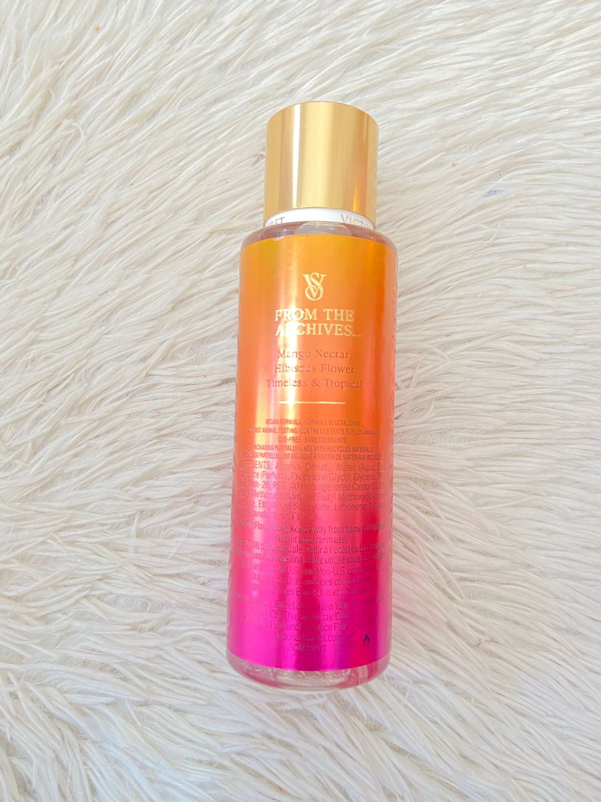 Colonia Victoria’s Secret original MANGO TEMPTATION naranja y rojo.
