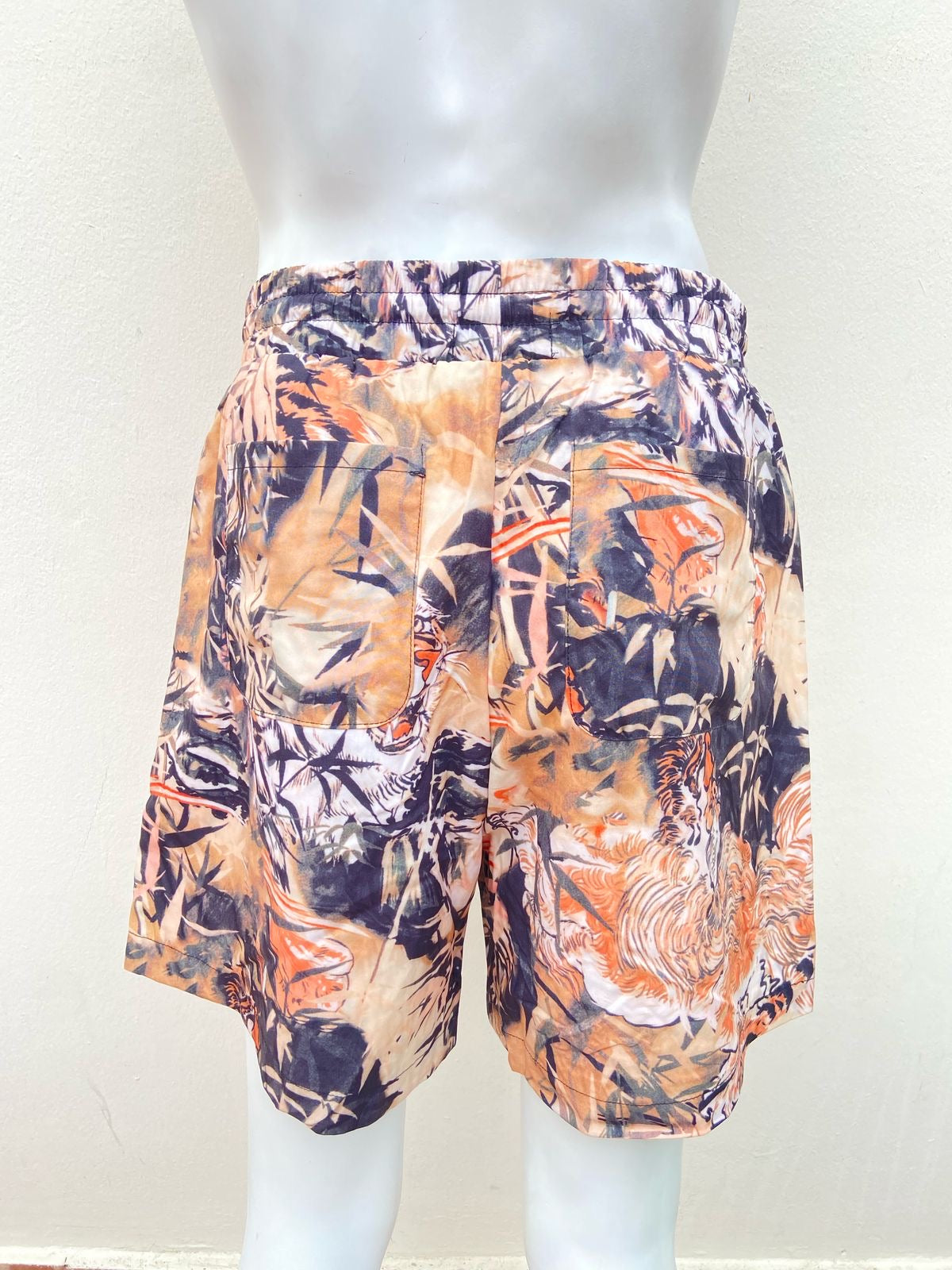 Bañador Baggy, marrón con estampado de leopardo y lazos ajustables.