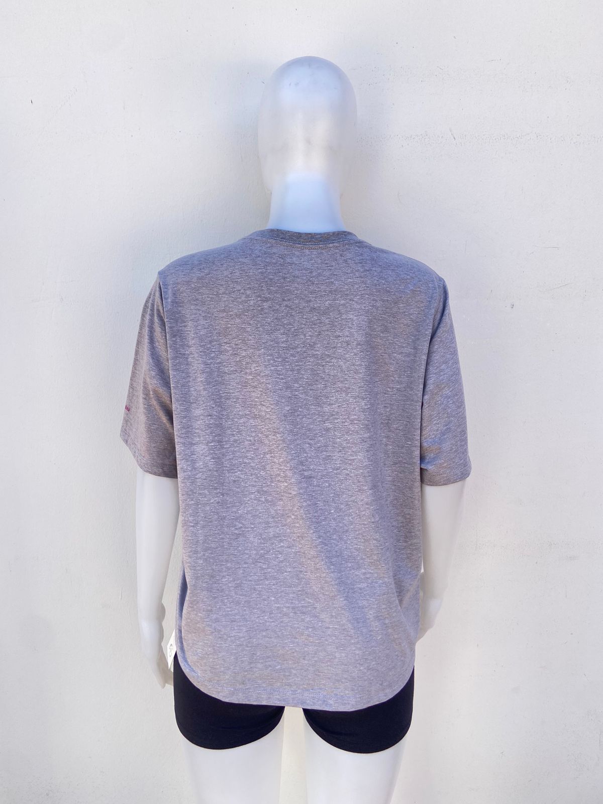 Polocher mujer Columbia original gris claro con letras COLUMBIA SPORT