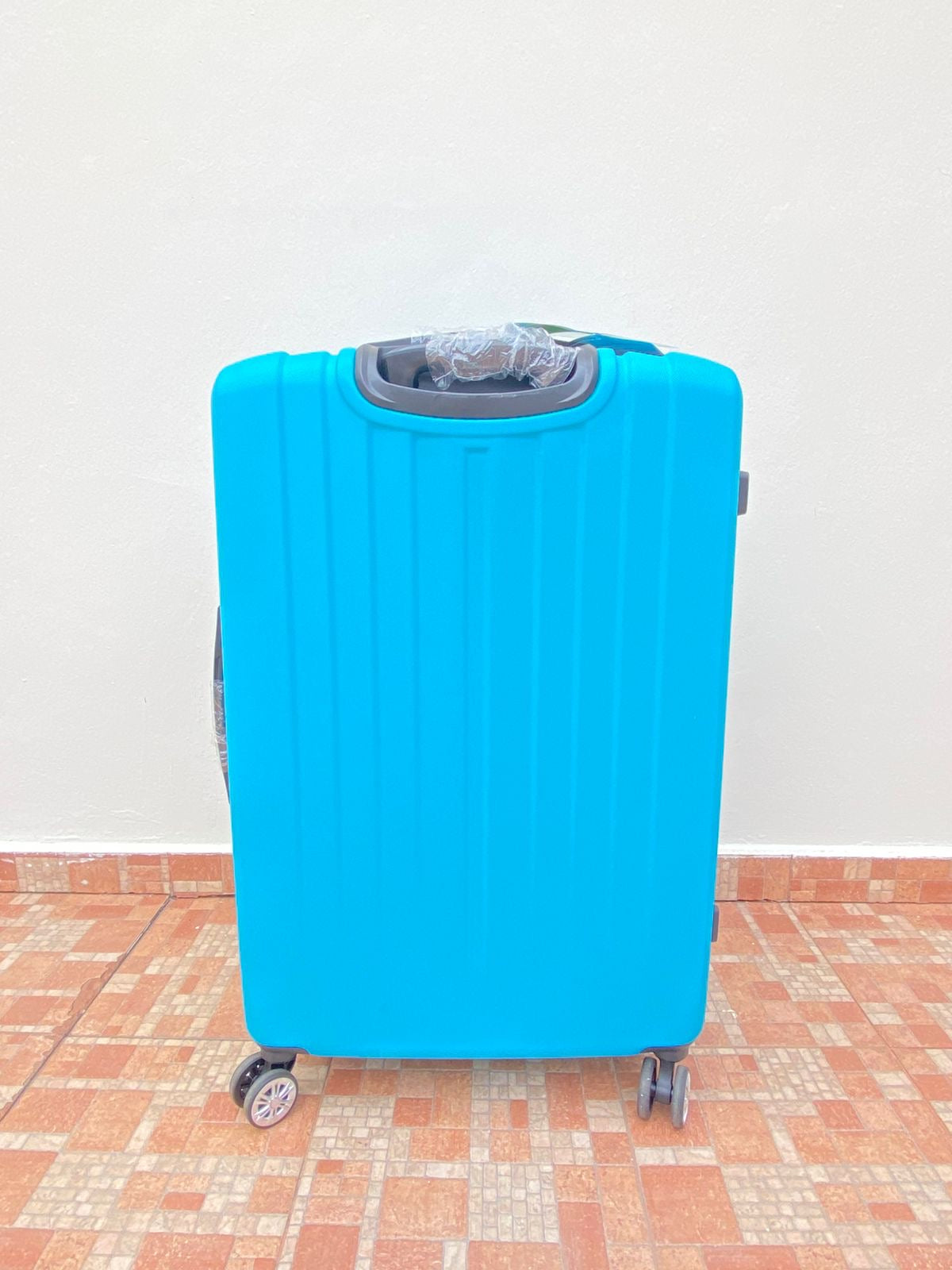 Maleta ROCKLAND original, azul claro lisa, GRANDE.