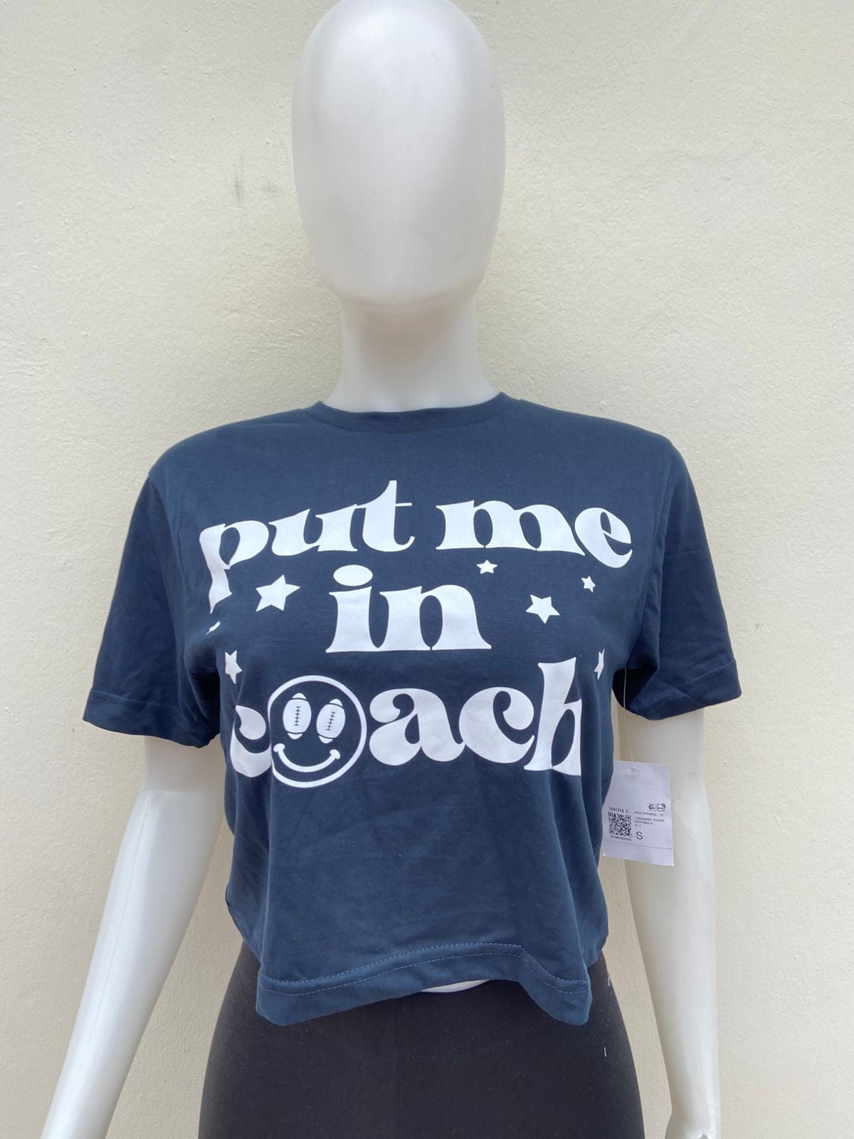 Top Forever 21 original, azul marino con letras PUT ME IN COACH.