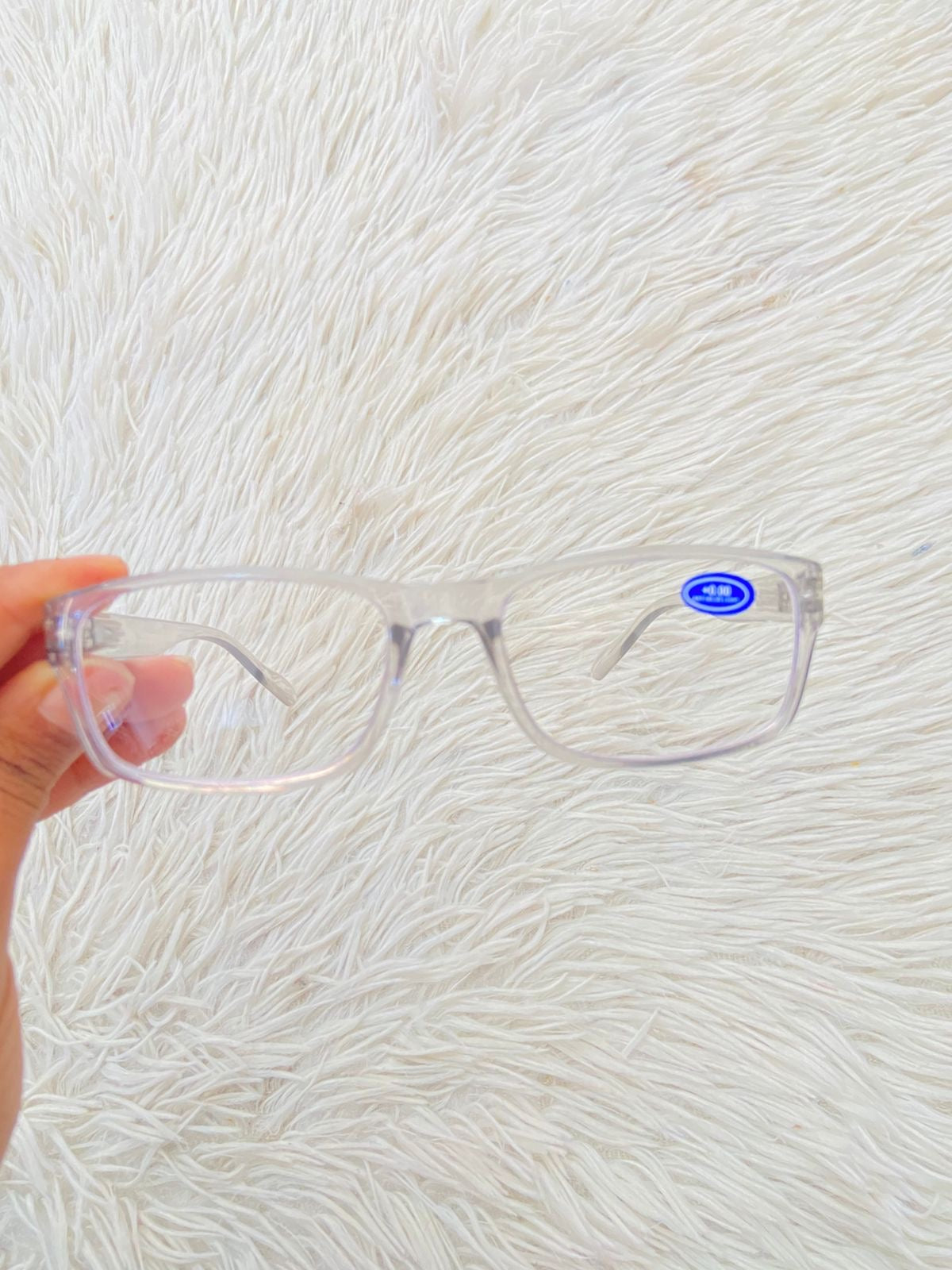 Lentes transparentes con micas claras. pequeño