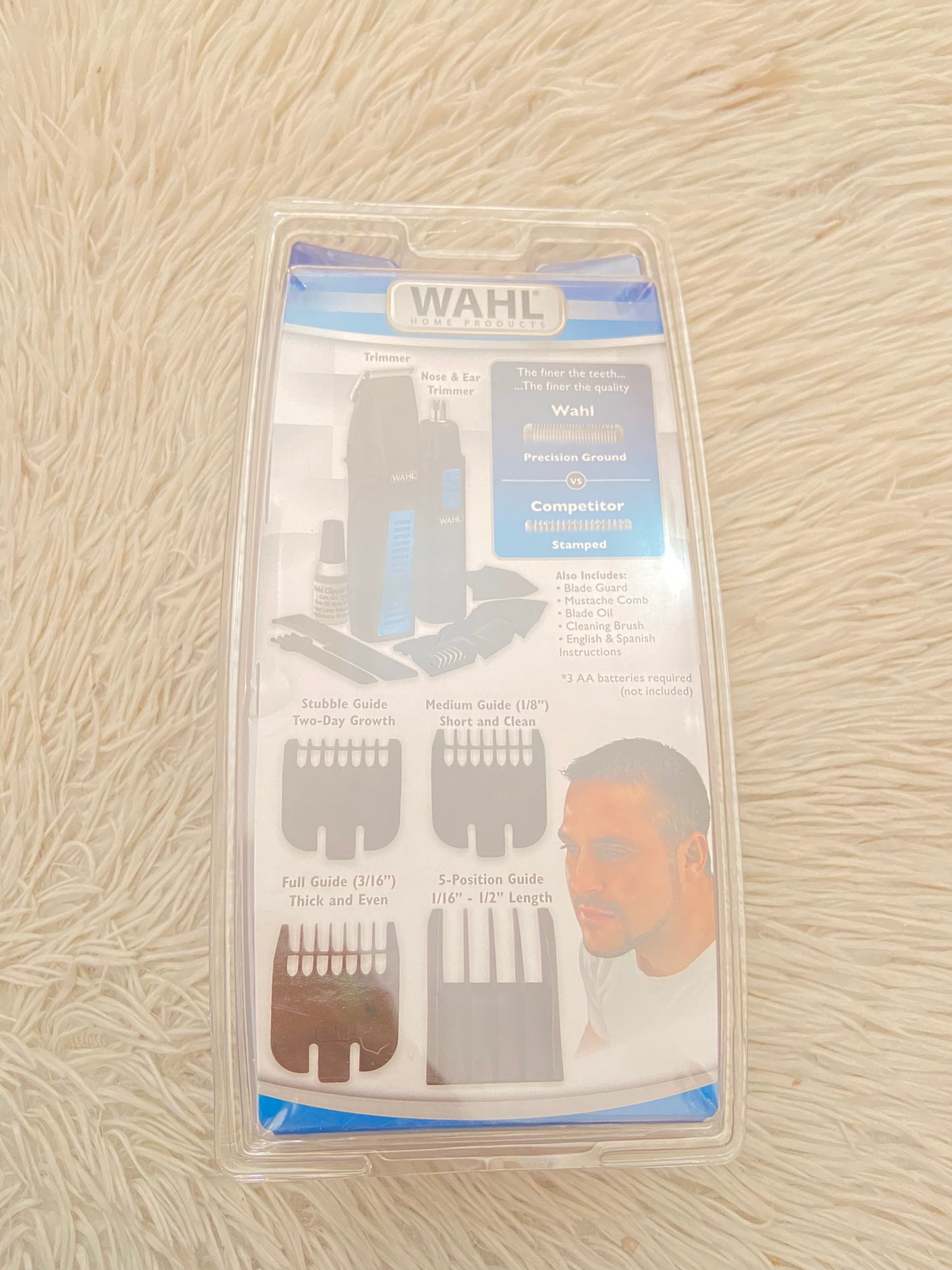 Kit de máquina para cortar pelo WAHL HOME PRODUCTS con accesorios y mini máquina para vellos nasales.