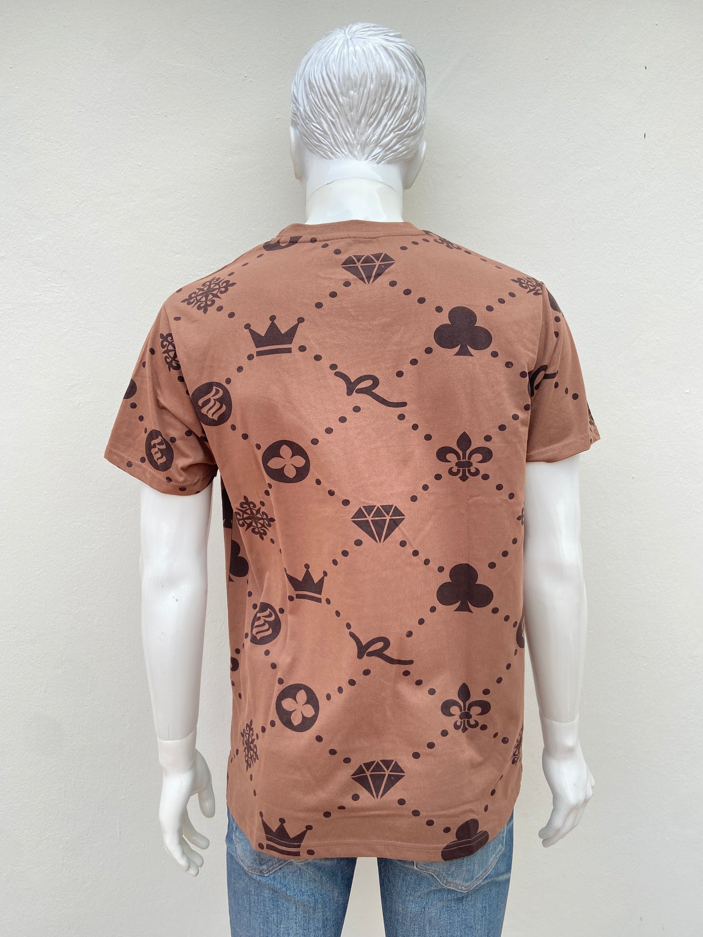 T-shirt ROCAWEAR original, marron con estampado de símbolos,60% algodón.