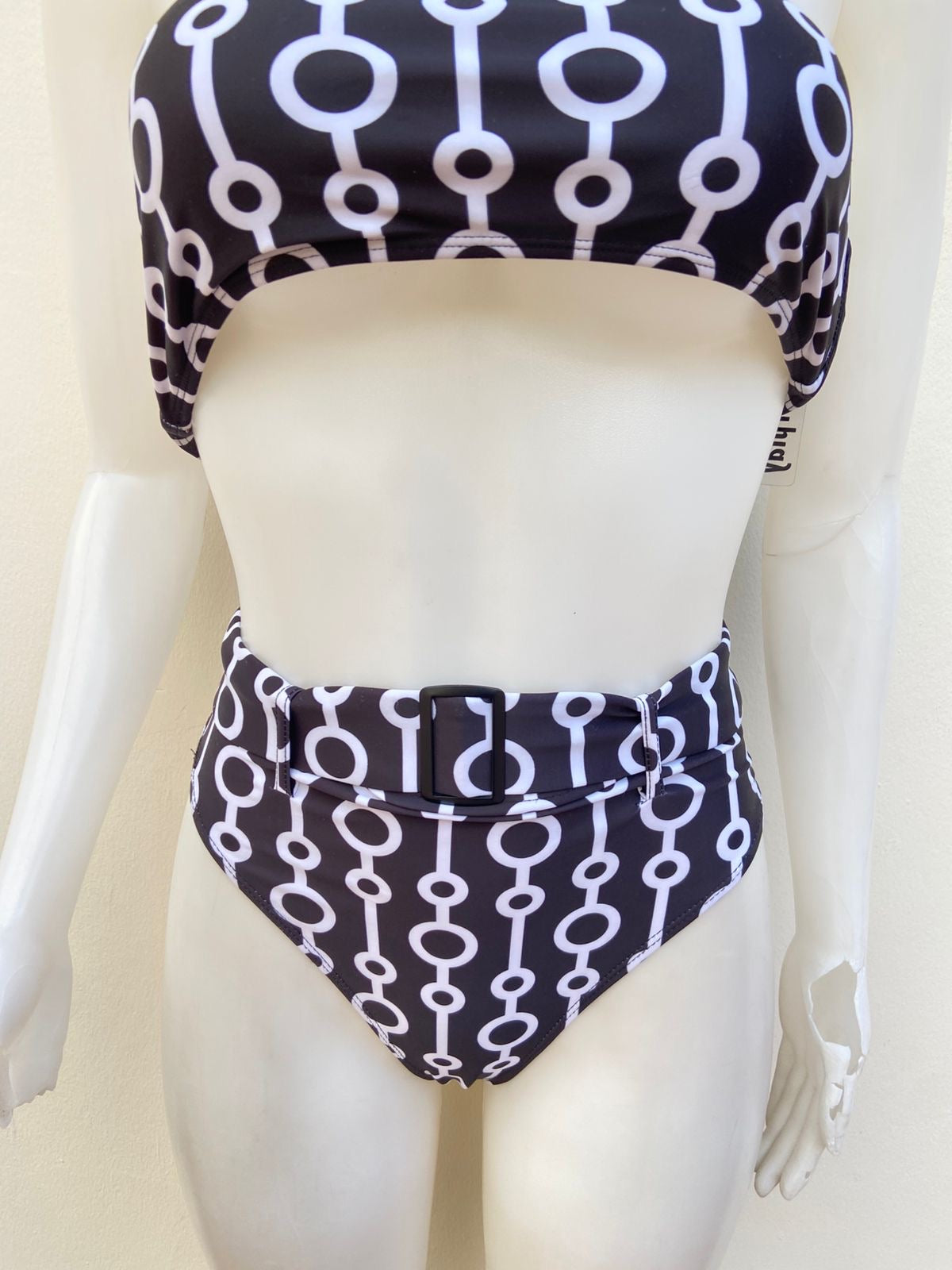 Biquini Forplay original negro con estampado de color blanco, strapless.