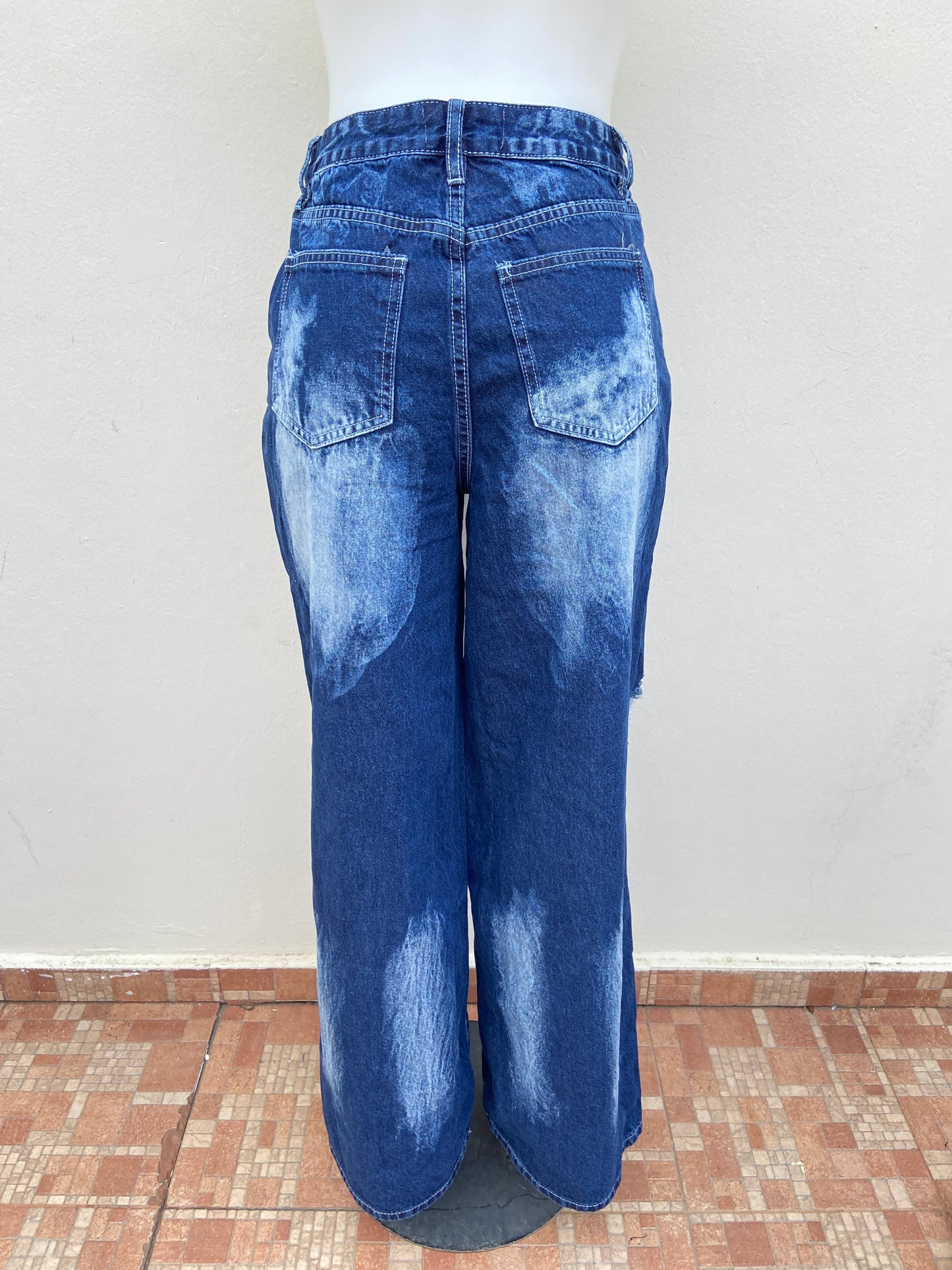 Pantalón Jean, azul oscuro combinado con azul más claro, BAGGY.