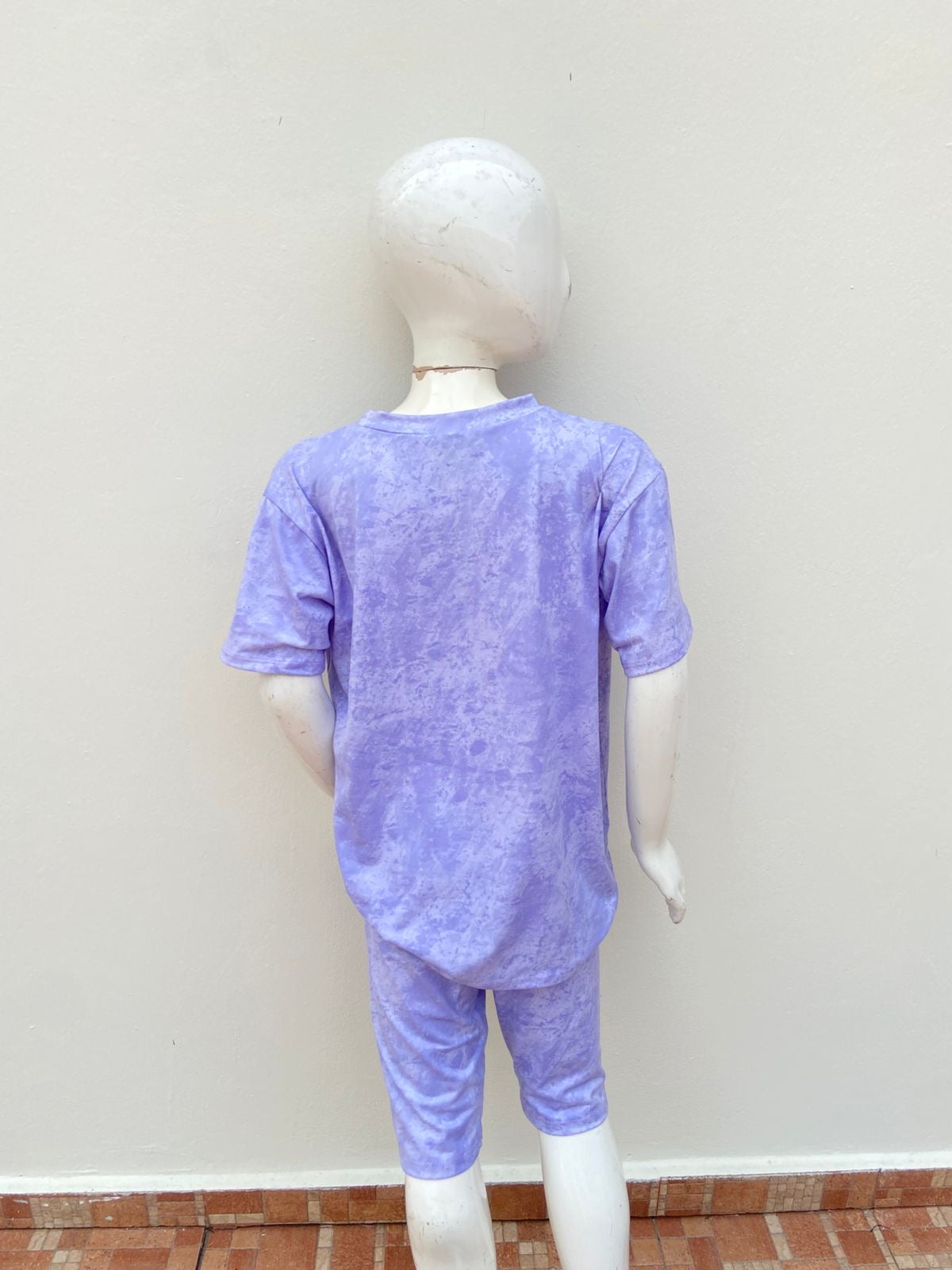 Conjunto para niñas, morado lila degradado con blanco y letras THE BEACH CLUB.