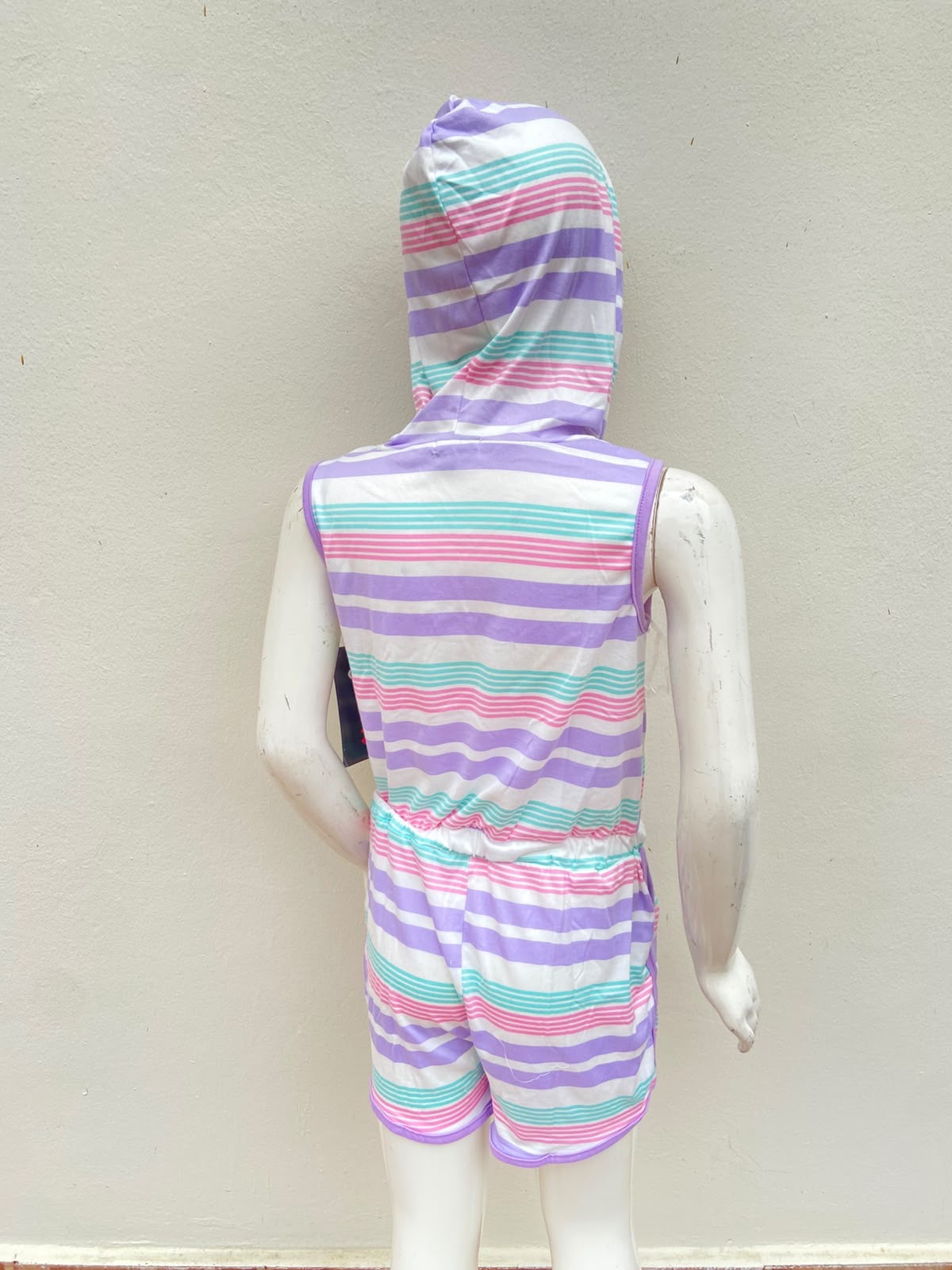 Enterizo GIRLS original, blanco con rayas morado lila y verde.