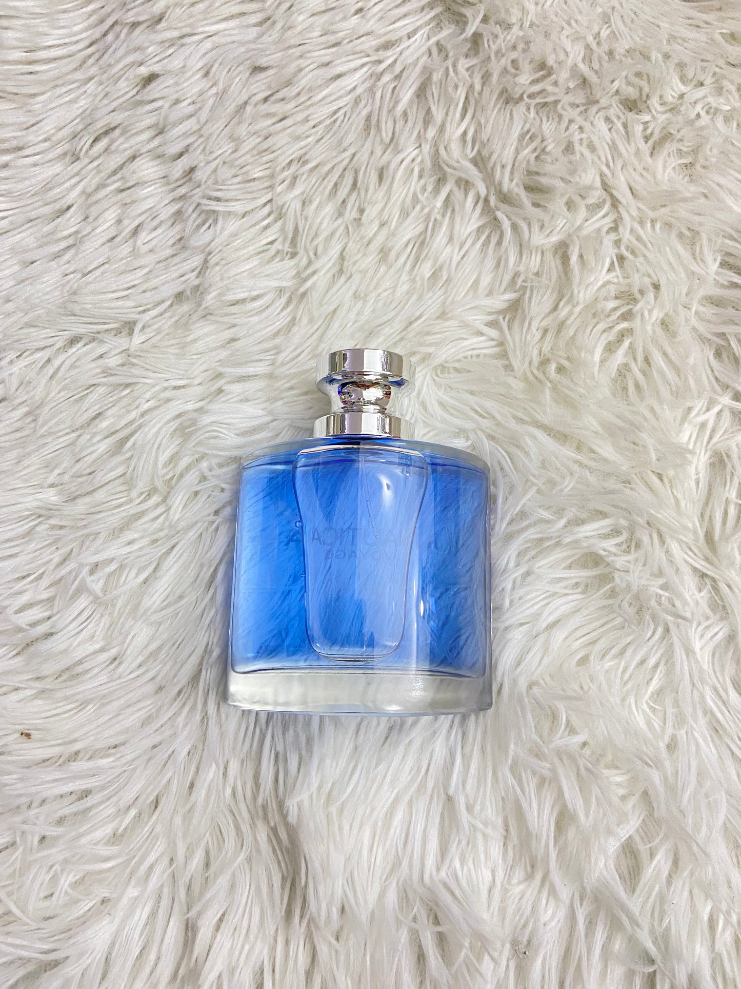 Perfume Nautica original Voyage azul.