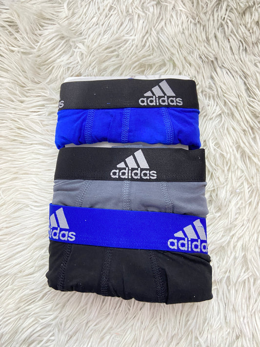 Boxer Adidas original, pack de 3, en negro, gris  y azul.