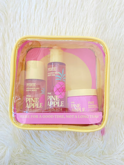Pack PINK original, de tres colonia, aceite y crema minis PINEAPPLE,con brillitos. Más el bolso