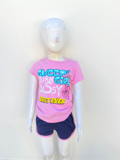 Conjunto DREAM STAR original rosado con negro y letras SWEET GIRL en  azul.