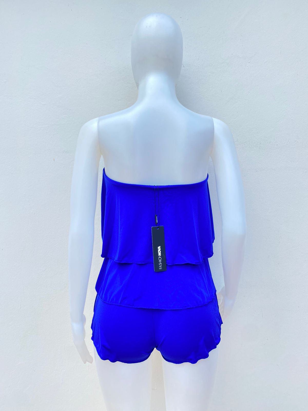 Enterizo Fashion Nova original azul rey con vuelos.