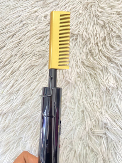 Peine caliente DAN TECHNOLOGY original, ✨ 450°F de calor alto
✨ Tecnología cerámica, menor daño y un acabado más brillante
✨ Calienta en solo 30 segundos
✨ Voltaje dual (ideal para viajes)
✨ Cable giratorio 360° para mayor comodidad