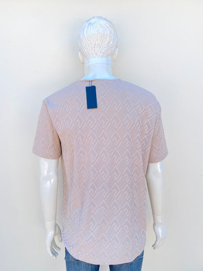 T-shirt US- ICON CO. original, en color crema liso con estampado de figuras, 60% algodón.