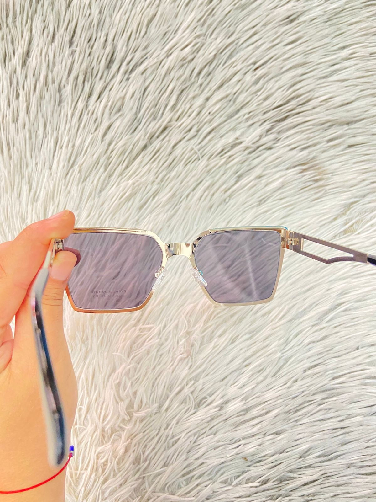 lentes cuadrados en color platado con micas claras