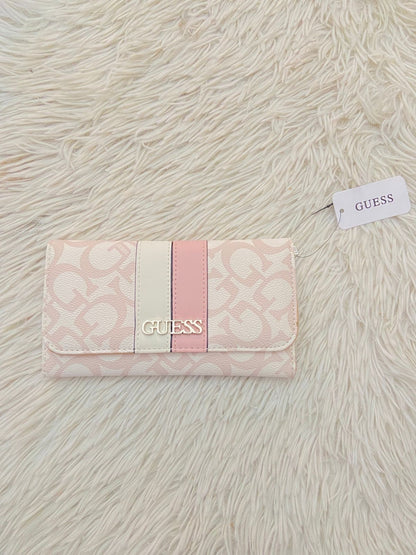 Monedero/ Cartera GUESS original, rosado claro con blanco y letras G de estampado.