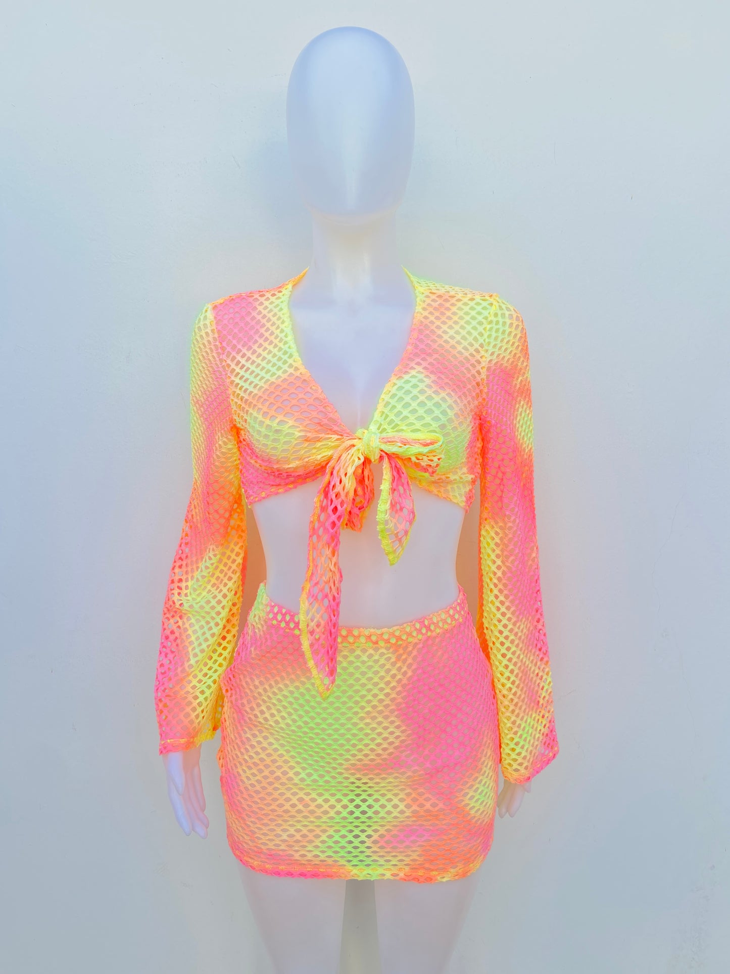 Conjunto/ Cover Up Fashion Nova original rosado degradado con Amarillo neon.