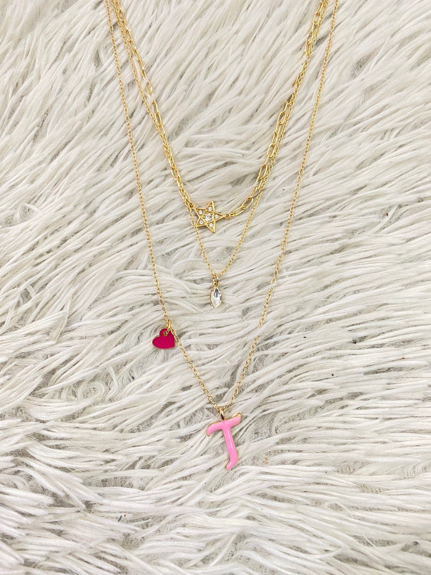 Cadena Forever 21 original, de 3 piezas, con la inicial de tu nombre en rosado, con estrella y corazón. Letras de I O C N T E D B y K disponibles