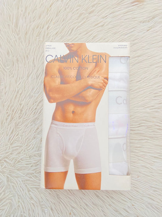 Boxer 3-pack CALVIN KLEIN Original, en color blanco, pretina con nombre de la marca repetida 100% cotton.