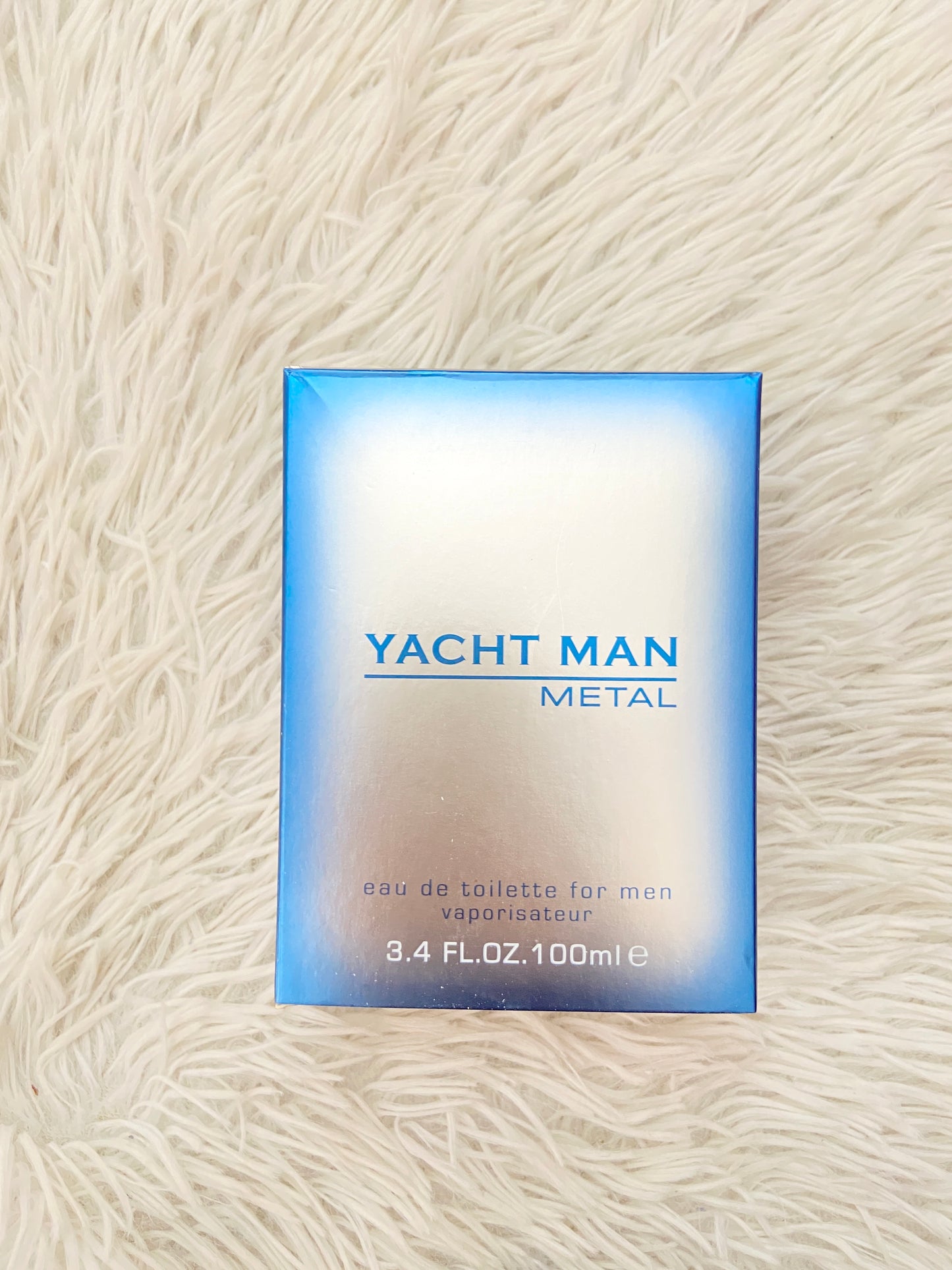 Perfume YACHT MAN  METAL original plateado con azul.