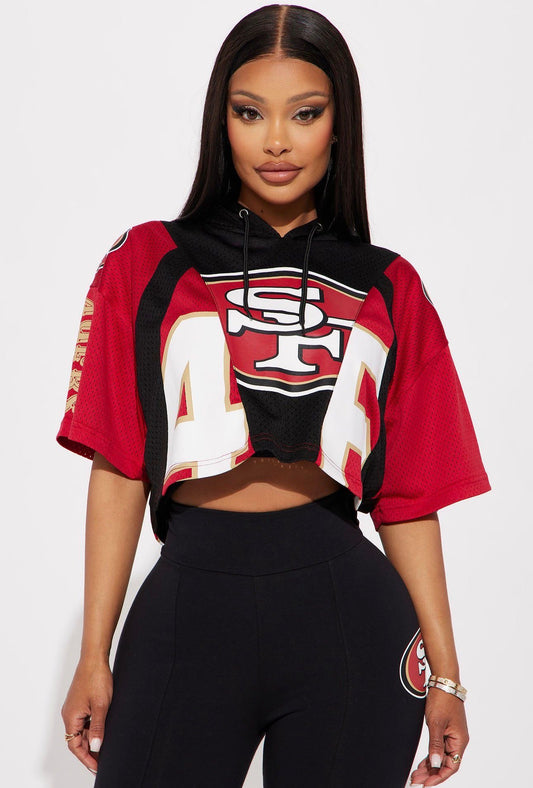 Top NFL original, negro con rojo, blanco y letras SF en blanco, y capucha.