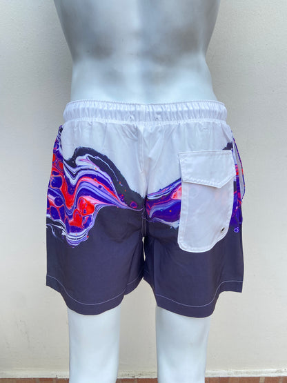Bañador Baggy blanco con azul marino con morado.