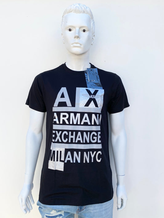 T-shirt Armani Exchange original, negro con logotipo de la marca en plateado.