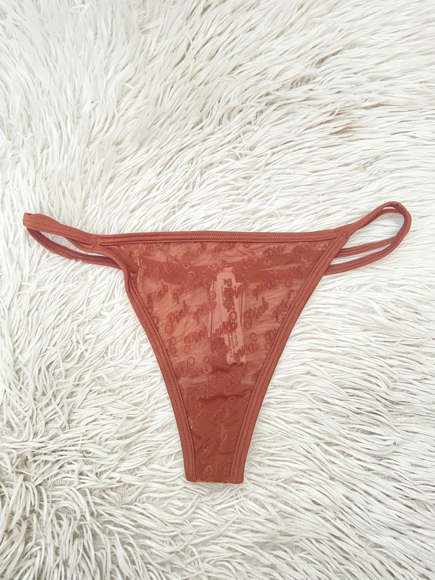 Panti PINK original marron con bordado de las letras PINK.