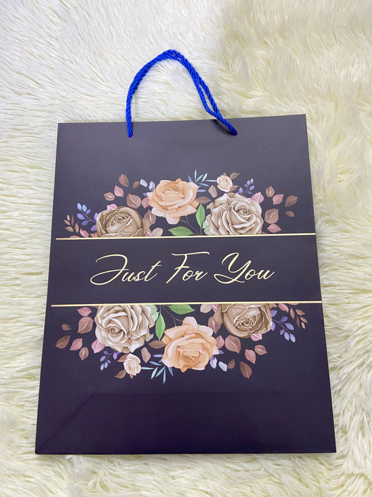 Shopping, negro con letras JUST FOR YOU y flores, MEDIANO.