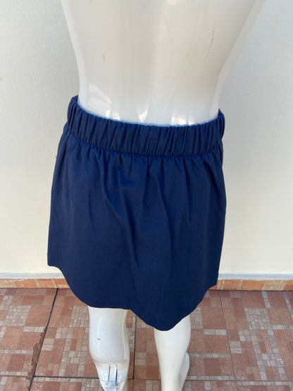 Falda OLD NAVY Original, en color azul marino con 4 botones al frente.