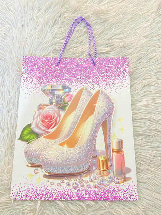 Shopping, morado con tacones y flores, MEDIANO.