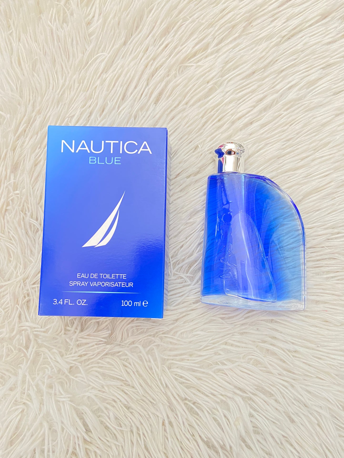 Perfume NAUTICA BLUE original azul.