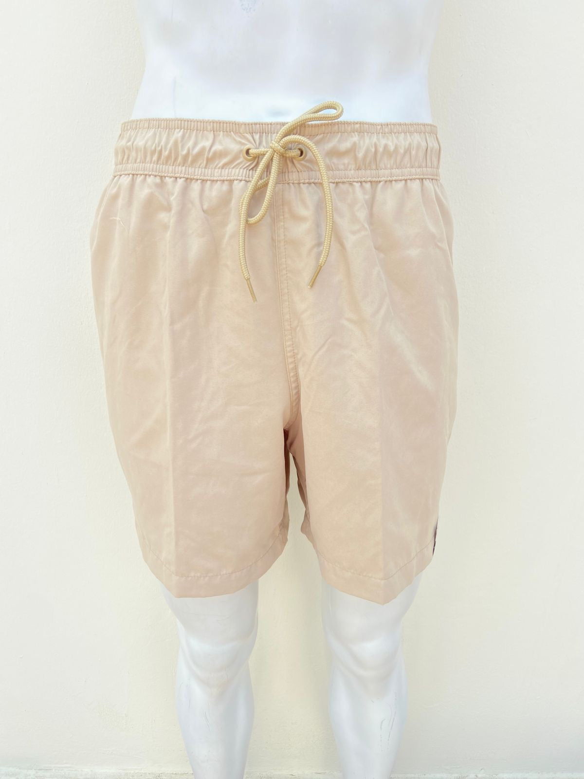 Bañador/Baggy GEORGE original color crema ( beige) liso, con lazos ajustables.