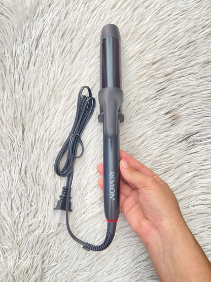 Tenaza REVLON Original.  Ondas sueltas y perfectas en minutos
🔥 Hasta 430°F con calor uniforme para un styling rápido y duradero