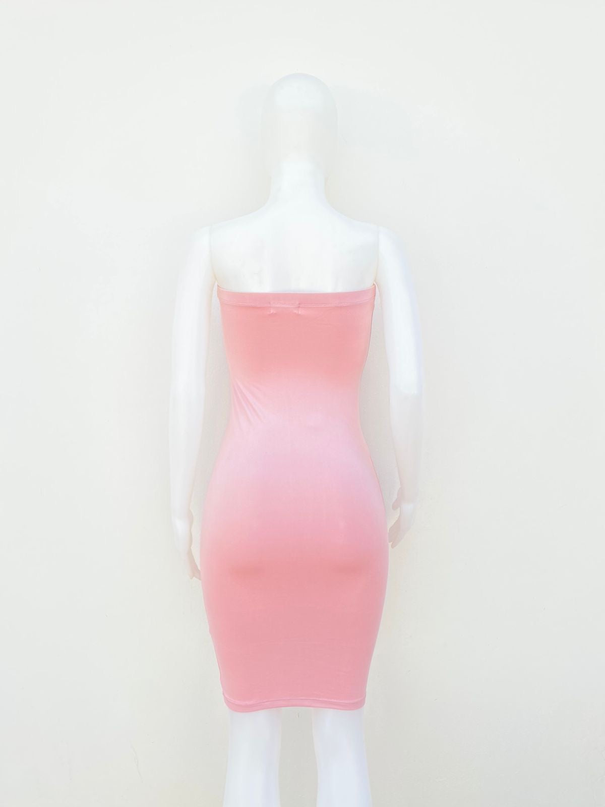 Vestido Popular 21 original rosado claro liso, strapless.