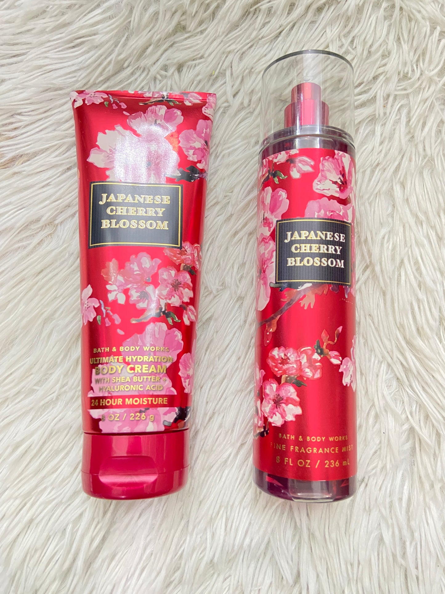 Set Bath & Body Works original rojo, JAPANESE CHERRY BLOSSOM.