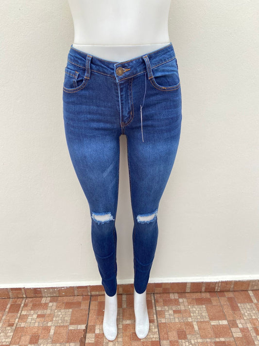 Pantalón Jean PRO STAR original, azul oscuro, con pequeño rasgados en las rodillas.