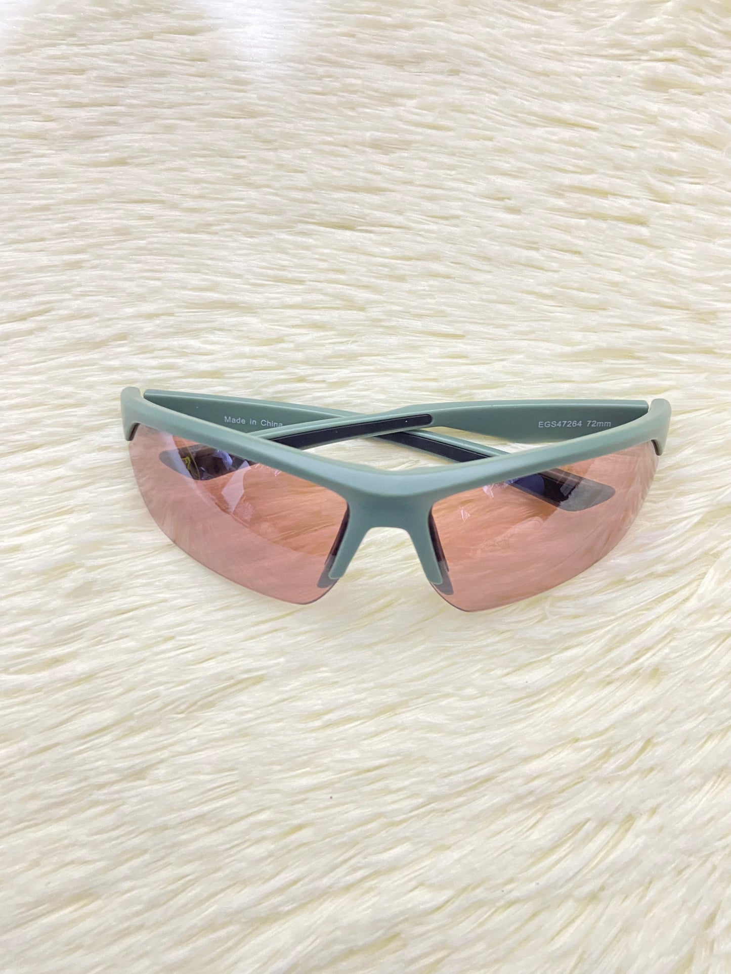 Lentes, verde sage con micas eñ color naranja transparente con protección UV  100%.