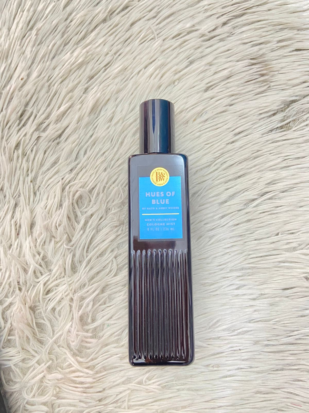 Set Bath & Body Works original, HUES OF BLUE, de colonia y gel de baño.