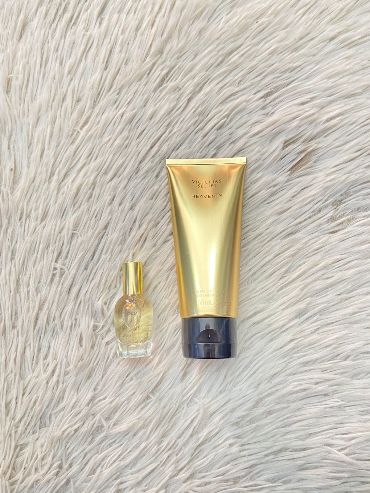 Set Victoria’s Secret Original, HEAVENLY crema y perfume.