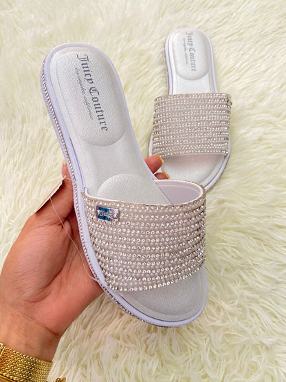 Sandalias JUICY COUTURE original, plateada con brillos en frente.