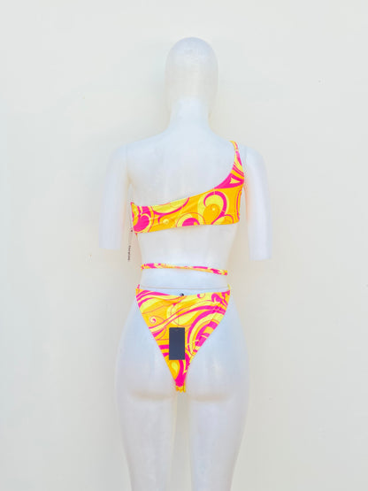 Biquini FORPLAY original, amarillo con rosado y lazos ajustables, 1 pieza.