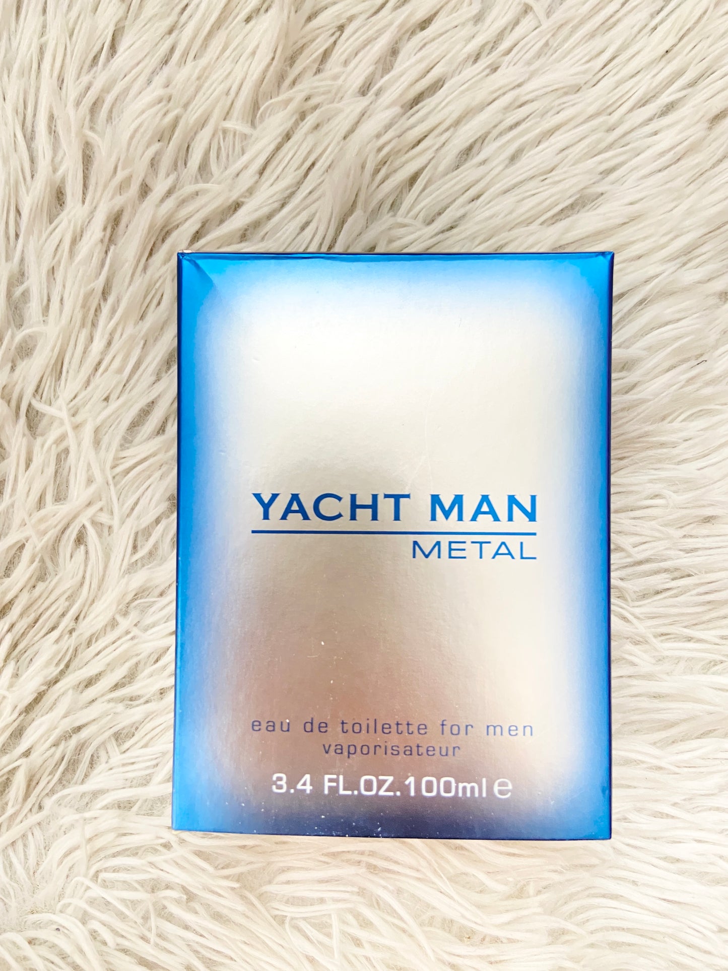 Perfume YACHT MAN  METAL original plateado con azul.